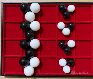 24 biglie vintage bianche e nere