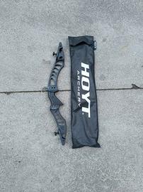 Arco Ricurvo Riser Hoyt RCRV ILF 25" Usato