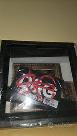 Sfera ebbasta famoso super deluxe box D&G edition