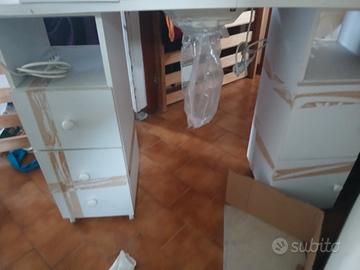 scrivania/scrivania unghie