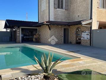 CASA SEMINDIPENDENTE A TRAVAGLIATO