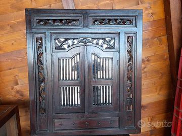 specchio etnico da parete in legno intagliato