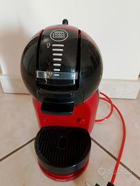 Macchina Caffè Nescafe' Dolce Gusto capsule