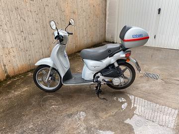 SCOOTER SCARABEO