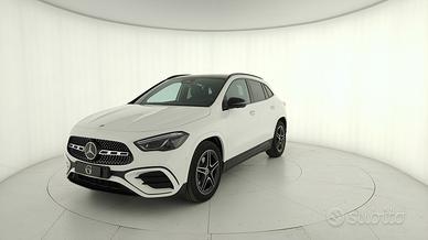 MERCEDES-BENZ GLA 200 d automatic