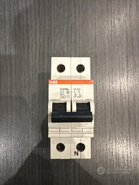Interruttore magnetotermico ABB S241 Na C10