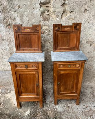 Coppia di comodini anni 30 stile Liberty