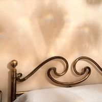 Letto in ottone