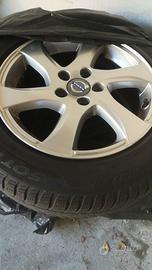 cerchi lega volvo r16 ottimi