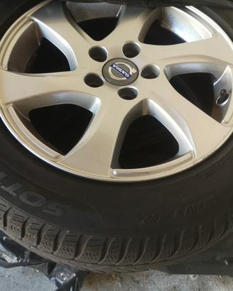 cerchi lega volvo r16 ottimi