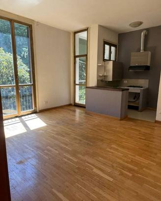 Appartamento di 82 m² con 4 locali e box auto a Mo