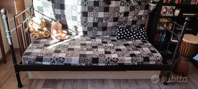 Divano/Letto singolo con 2 materassi e 2 doghe