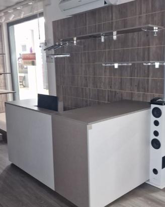 Arredamento negozio