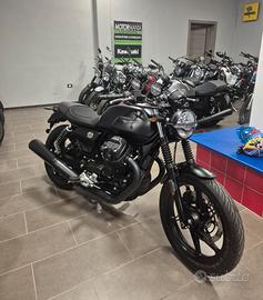 Moto Guzzi V7 IV 850 STONE - 2024 NUOVA KM 1