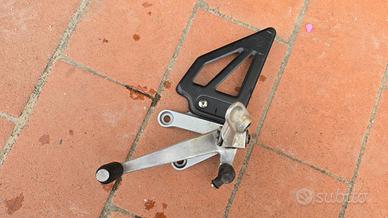 Pedana anteriore destra GSX R 600 750 1000 2000 03