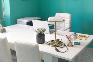 Stanza studio per liberi professionisti