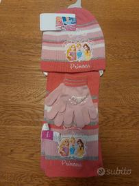 sciarpa, guanti e berretto  PRINCIPESSE DISNEY 