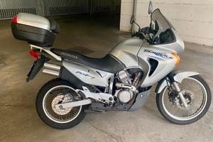 moto honda 650 transalp