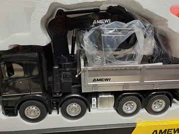 camion con pinza rc 2.5kg 49cm