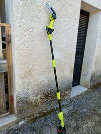 Mini motosega a  batteria  con asta ed accessori