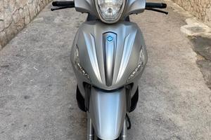 Piaggio Beverly 300