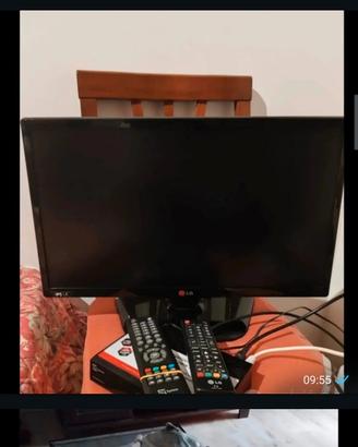 tv LG 22 pollici più decoder più telecomandi 