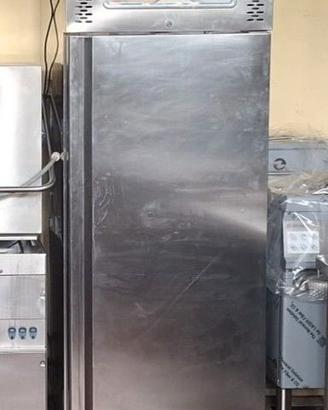 FRIGORIFERO 700L CONGELATORE
