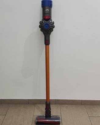 Dyson V8 Absolute Aspirapolvere senza filo