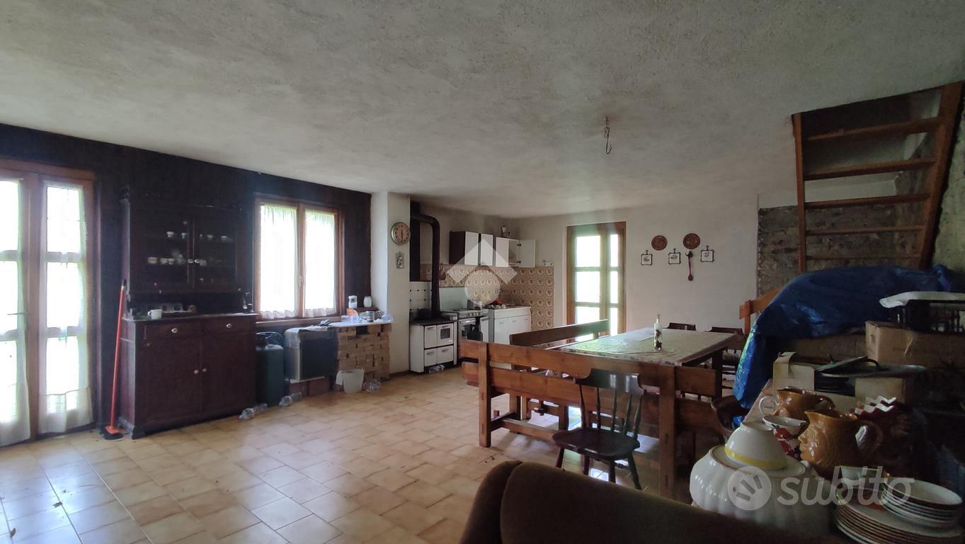 RUSTICO A ROVETTA - Altro