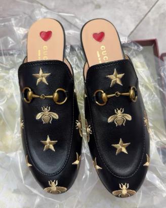 Mules GUCCI Princetown con ricamo ape Taglia 40