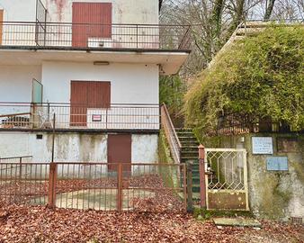 Appartamento a Piandellelmo sul monte san vicino