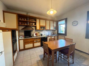 CASA SEMINDIPENDENTE A MIRANO