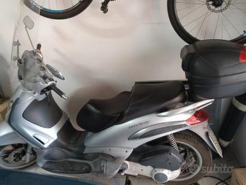 Piaggio Beverly 250
