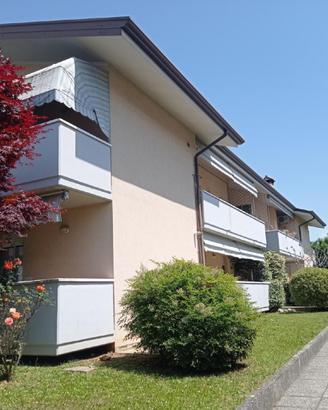APPARTAMENTO TRICAMERE CON MANSARDA E GARAGE
