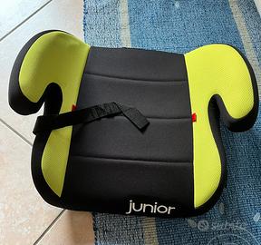 Seggiolino-alzatina auto