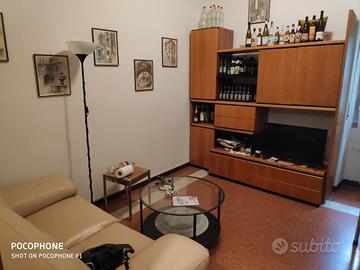 Stanza singola per studenti universitari libera da