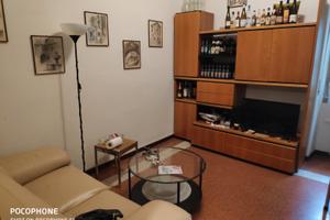 Stanza singola per studenti universitari libera da