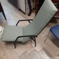 poltroncine coppia reclinabile . ritappezzate.