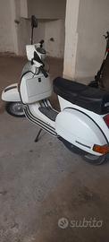 Vespa Piaggio PX125E