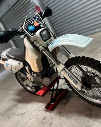 Suzuki DR 350 SE / SHC RALLY + ricambi