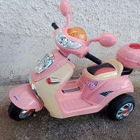 Triciclo scooter moto motorino elettrico 