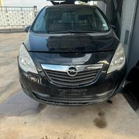 Ricambi opel meriva con porte controvento 2010