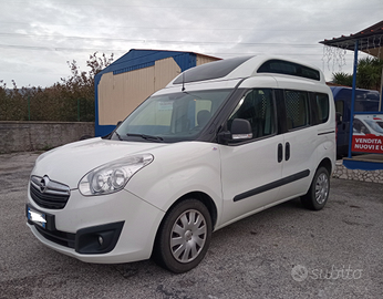 Opel combo trasporto disabili