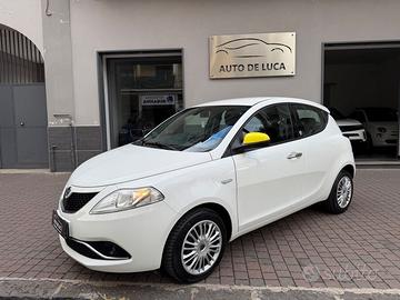 lancia ypsilon 1.2 gpl certificata uniproprietario