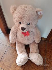Orso  peluche 