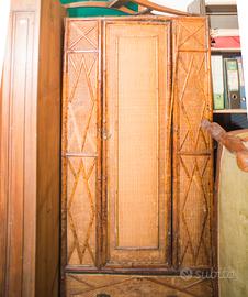 Armadio coloniale in legno tipo bambú , epoca 1970