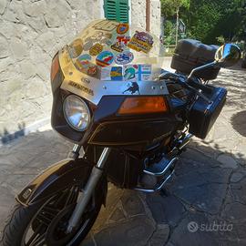HONDA 1100cc GOLD WING