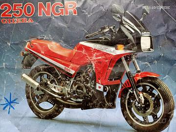 Poster Gilera NGR 250 Motore 2T 38 Cavalli (30x25)