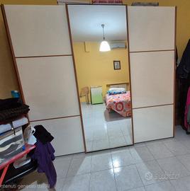 Camera da letto: armadio comò comodini fasciatoio