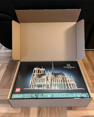 LEGO 21061 Architecture Notre Dame Cathedral Nuovo